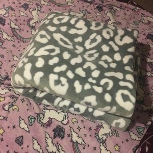 Victoria’s Secret snow leopard Sherpa